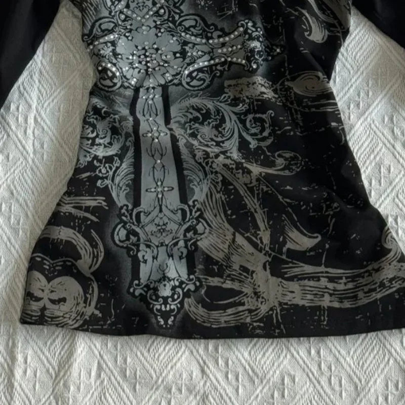 Women’s Retro Y2K Gothic Long Sleeve Slim Top – Vintage Punk Streetwear Tee