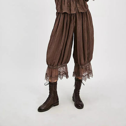 Women’s Floral Lace Cropped Pants