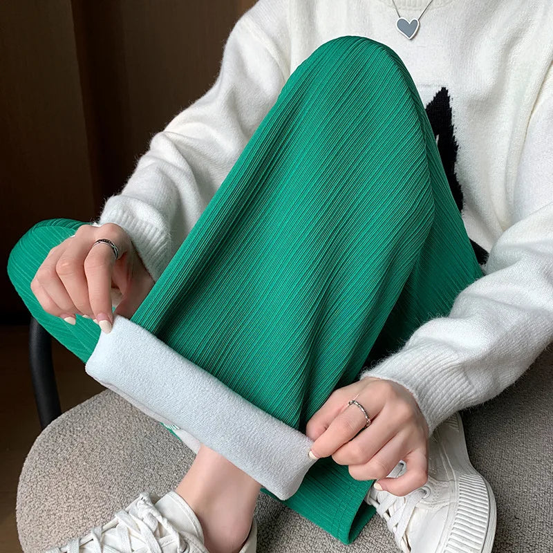 Women’s Fleece-Lined Wide-Leg Pants