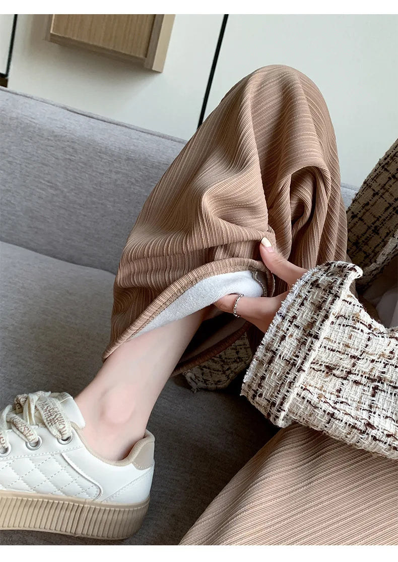 Women’s Fleece-Lined Wide-Leg Pants