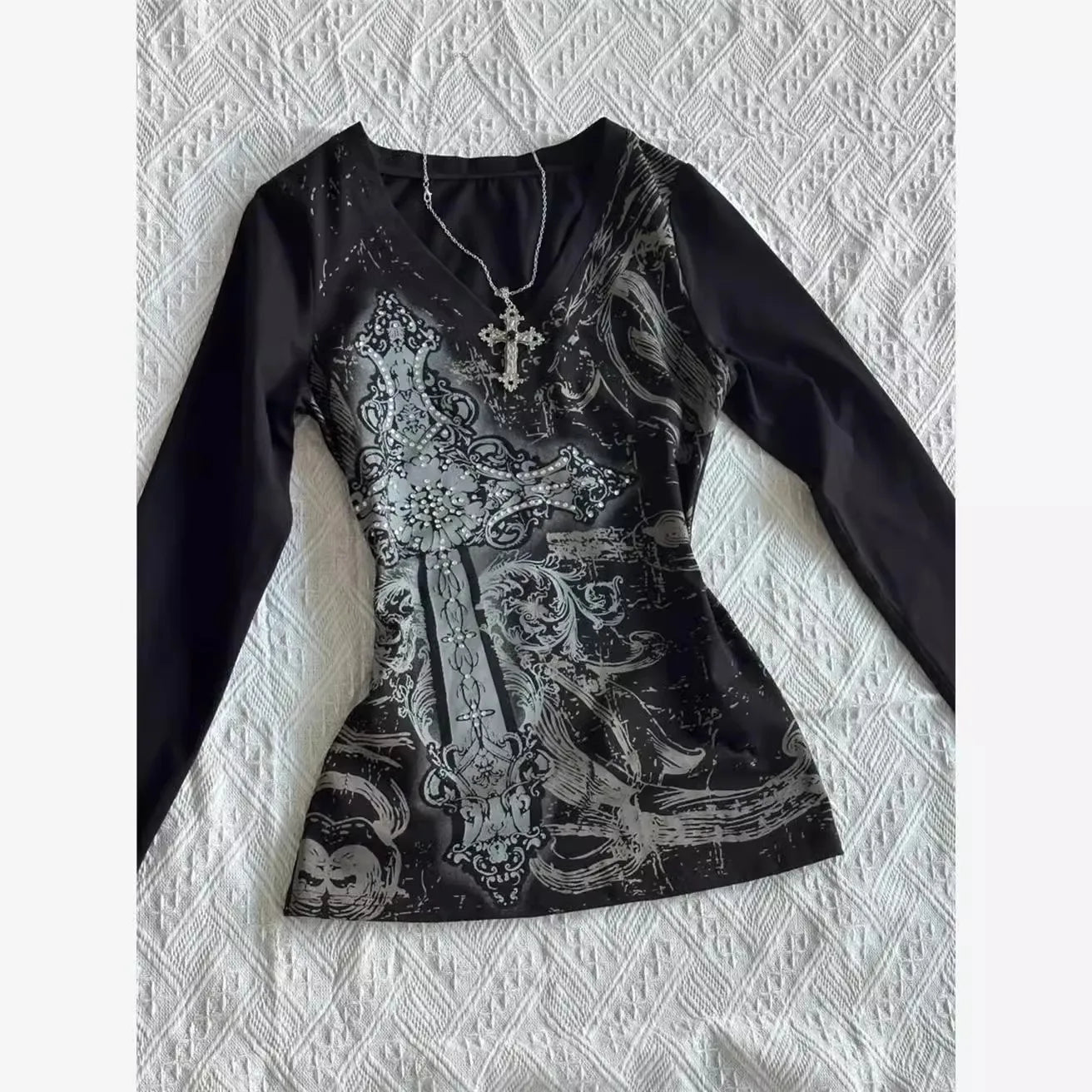 Women’s Retro Y2K Gothic Long Sleeve Slim Top – Vintage Punk Streetwear Tee